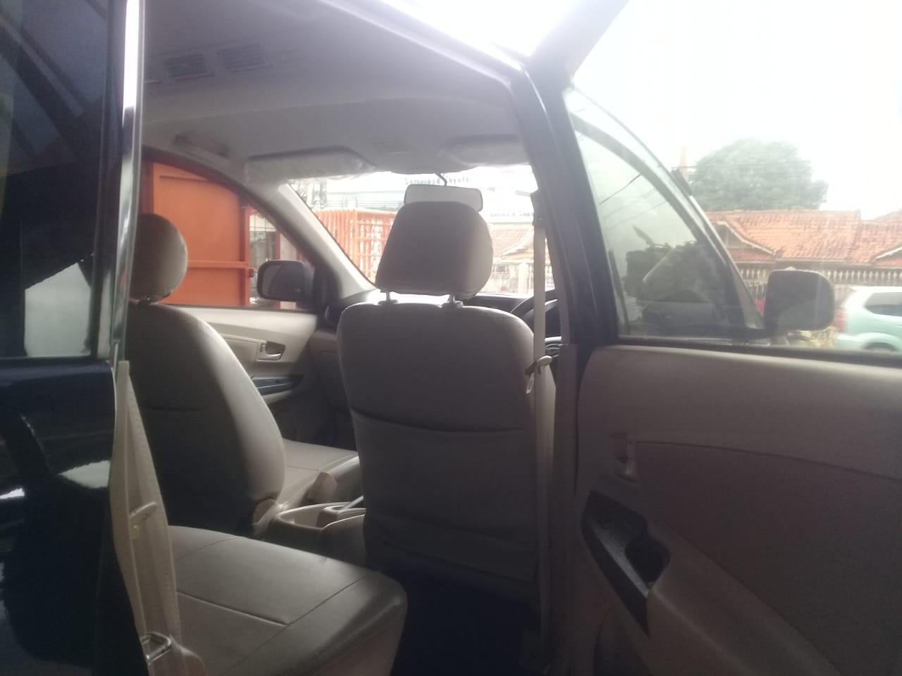 Daihatsu Xenia R Manual tahun 2013  5