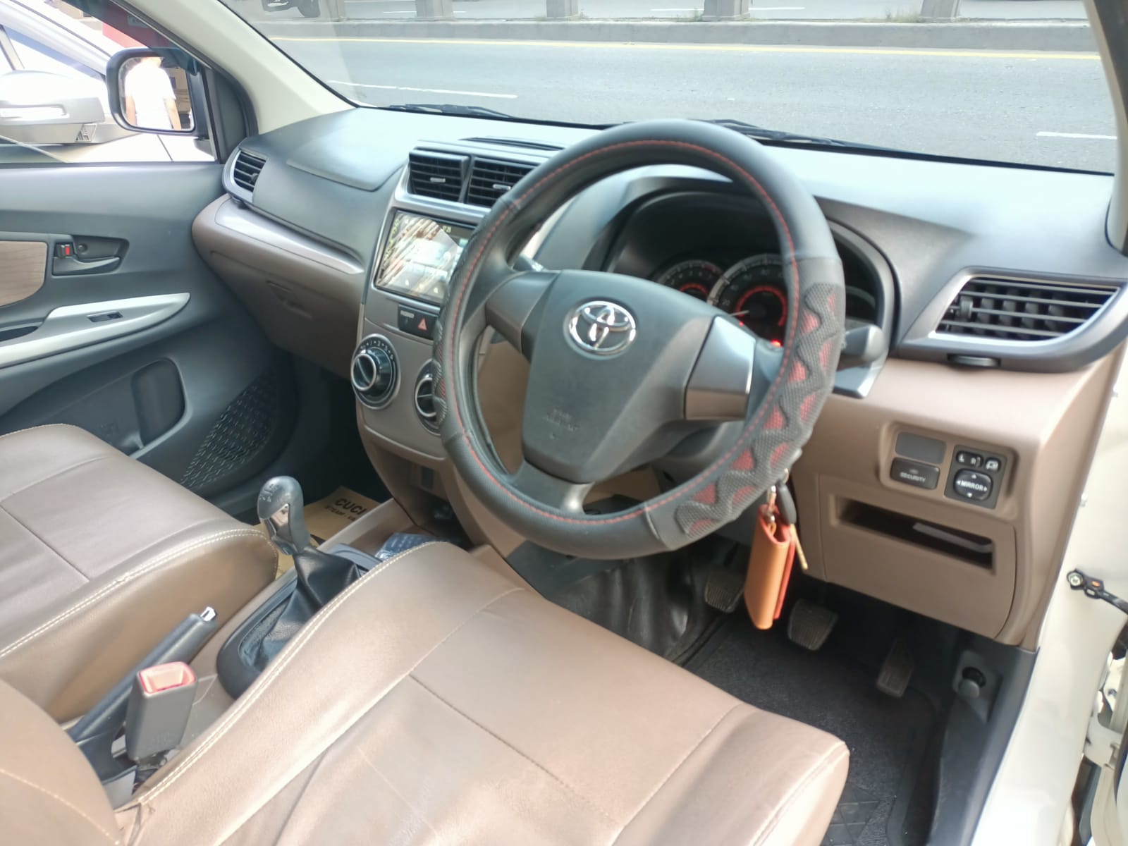 Toyota Avanza G Manual Tahun 2018 pemakaian 2019 5