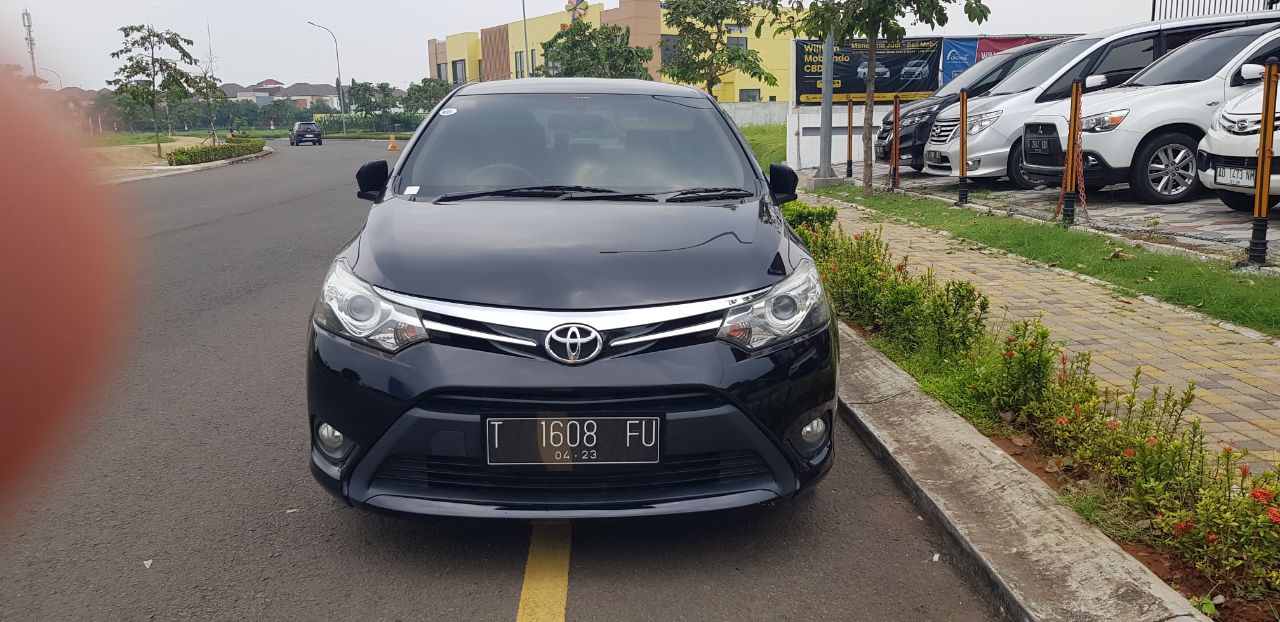 Toyota Vios G Matic Tahun 2017 Warna Hitam metalik kondisi Mulus Terawat Sangat istimewa  