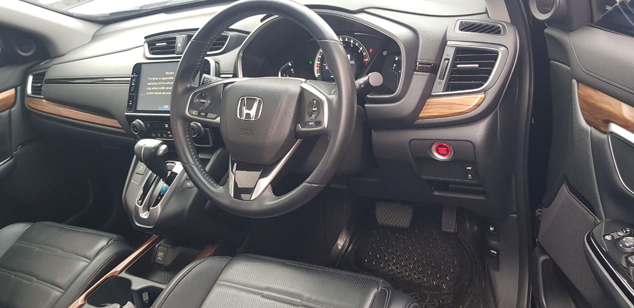 Honda CRV Prestige Turbo Matic Tahun 2017 Kondisi Mulus Terawat Istimewa  3