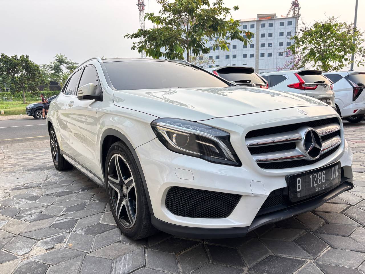 Mercy GLA 200 Matic Tahun 2015 Kondisi Mulus Terawat Istimewa