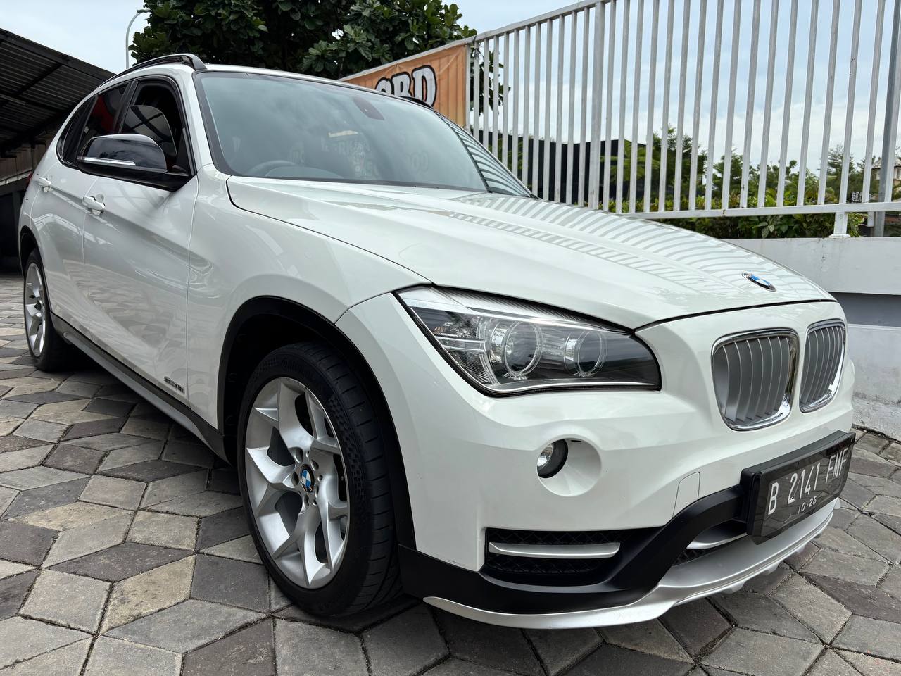 BMW X1 sdrive matic tahun 2015 kondisi Mulus Terawat Istimewa