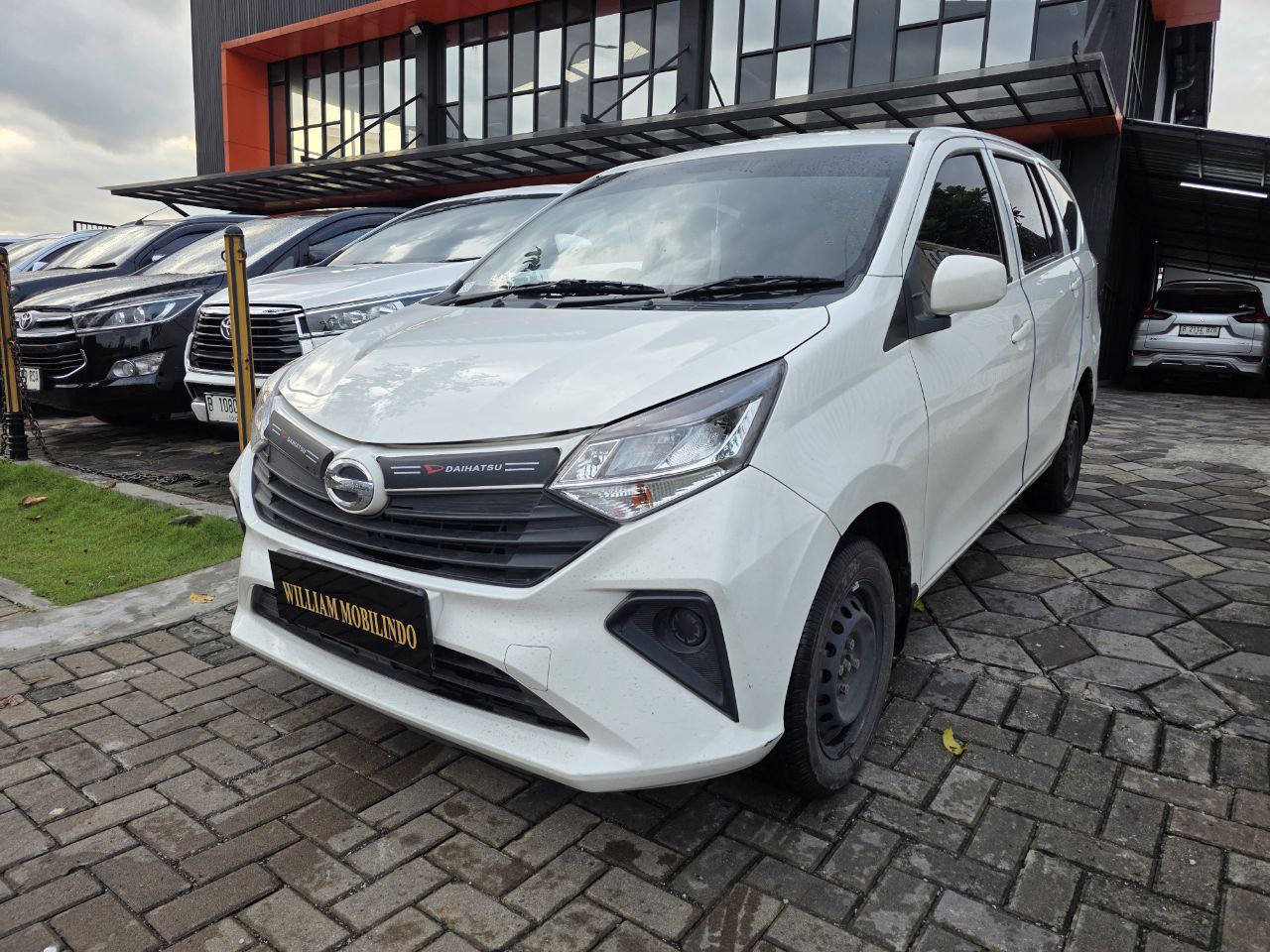 Daihatsu Sigra M Manual Tahun 2024 Kondisi Istimewa