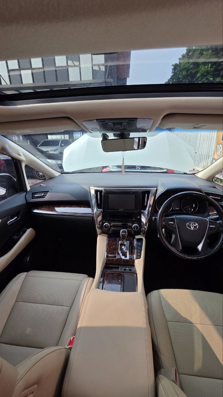 Toyota Alphard G 2.5 Matic Tahun 2012 Kondisi Istimewa 3